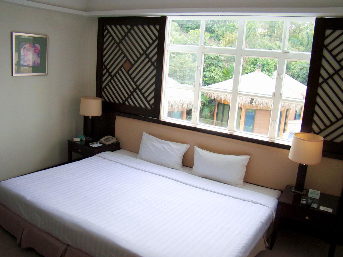 Clifford Golden Lake Hotel Foshan Buitenkant foto