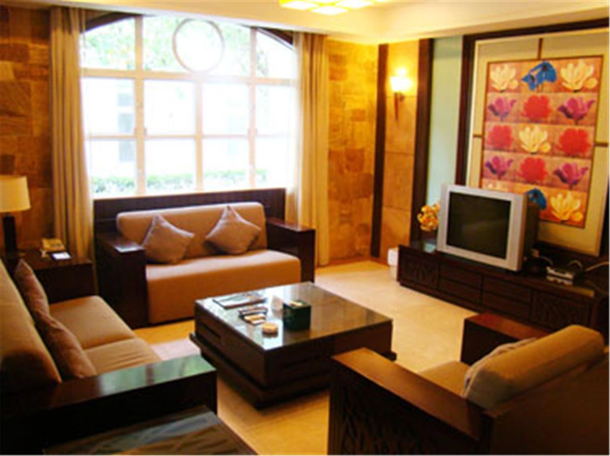 Clifford Golden Lake Hotel Foshan Buitenkant foto